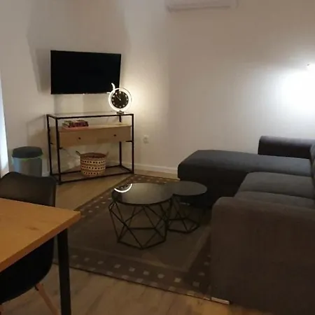 Appartement Mona *