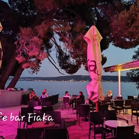 Mona Apartament Kaštela