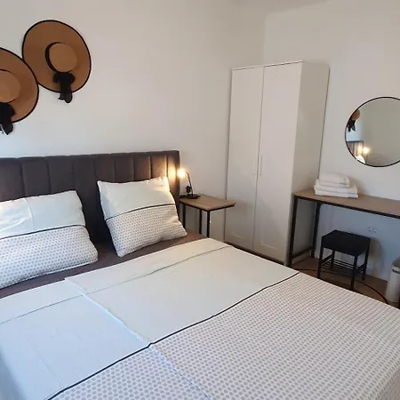 Appartement Mona *