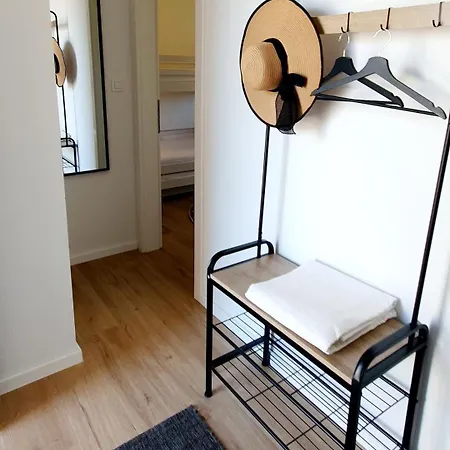 Apartament Mona