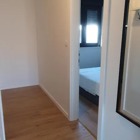 Mona Appartement *