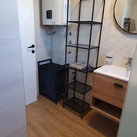 Apartament Mona
